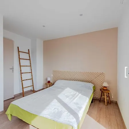 Annibal, Maison De Vacance 6,8 Personnes, 66420 Barcares