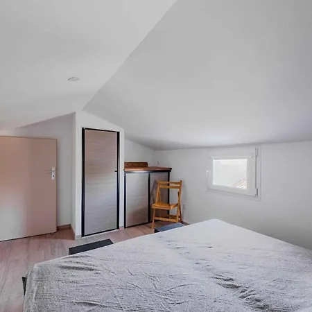 Vakantiehuis Annibal, Maison De Vacance 6,8 Personnes, 66420 Barcares Le Barcarès