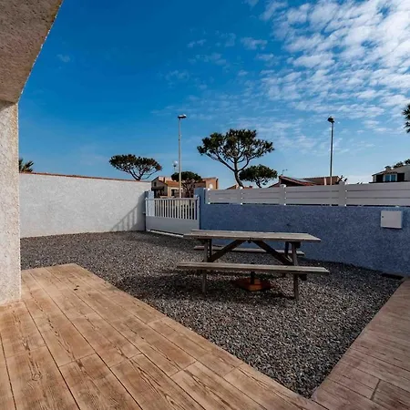 Vakantiehuis Annibal, Maison De Vacance 6,8 Personnes, 66420 Barcares *